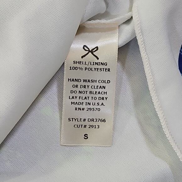 Everly Tennis Dress Size Small Green Watercolor Made In USA EUC Style DR3766 - Picture 5 of 10